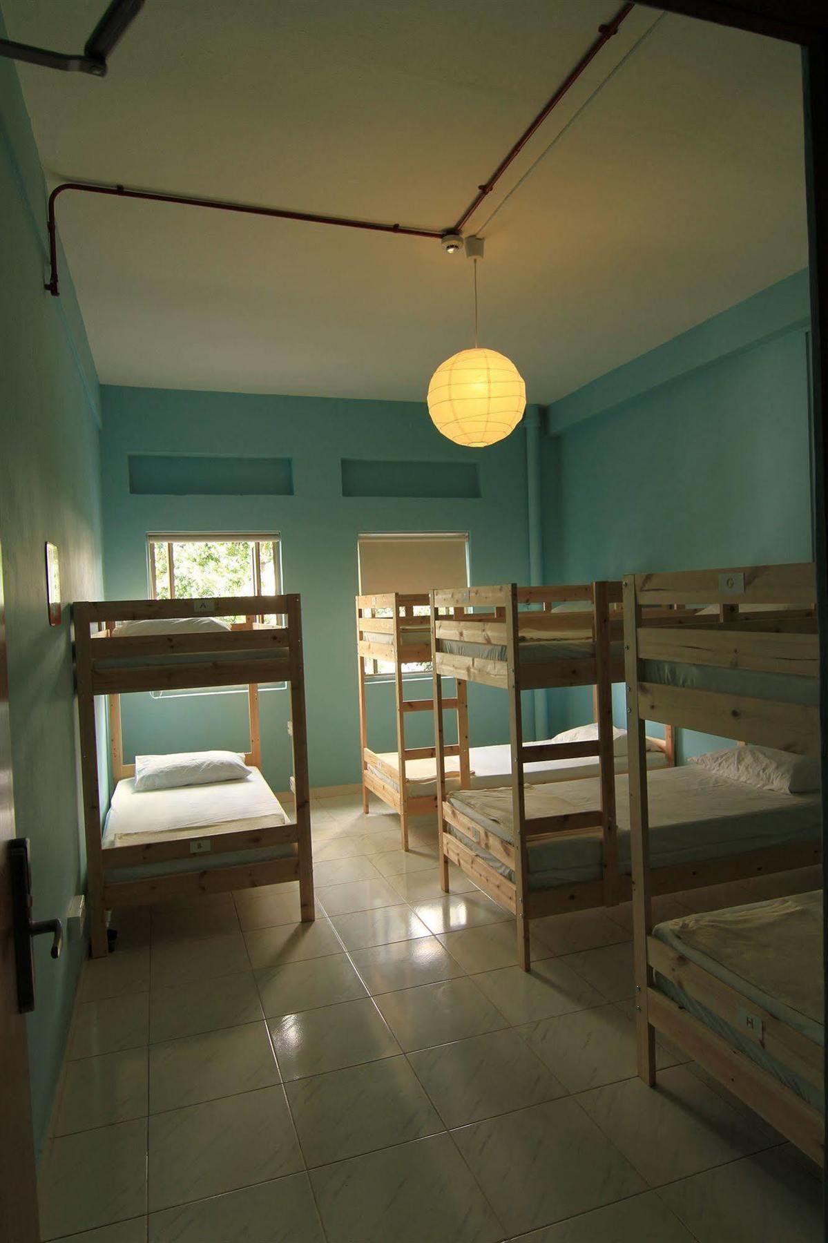 Gusti Bed & Breakfast Singapour Extérieur photo
